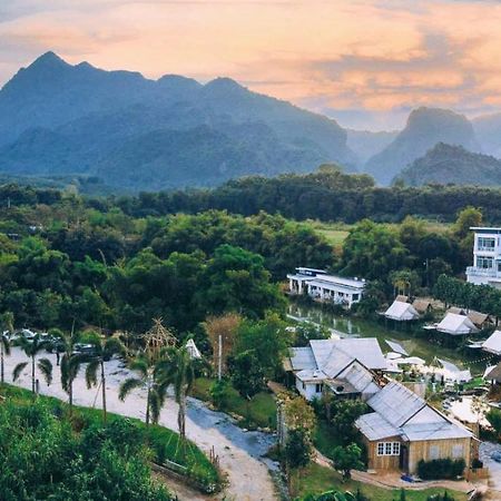 Nang Non Camping Ville นางนอนแค้มป์ปิ้งวิลล์ Mae Sai Exteriér fotografie