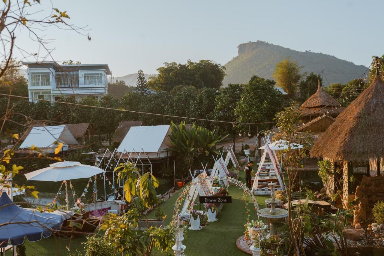 Nang Non Camping Ville นางนอนแค้มป์ปิ้งวิลล์ Mae Sai Exteriér fotografie