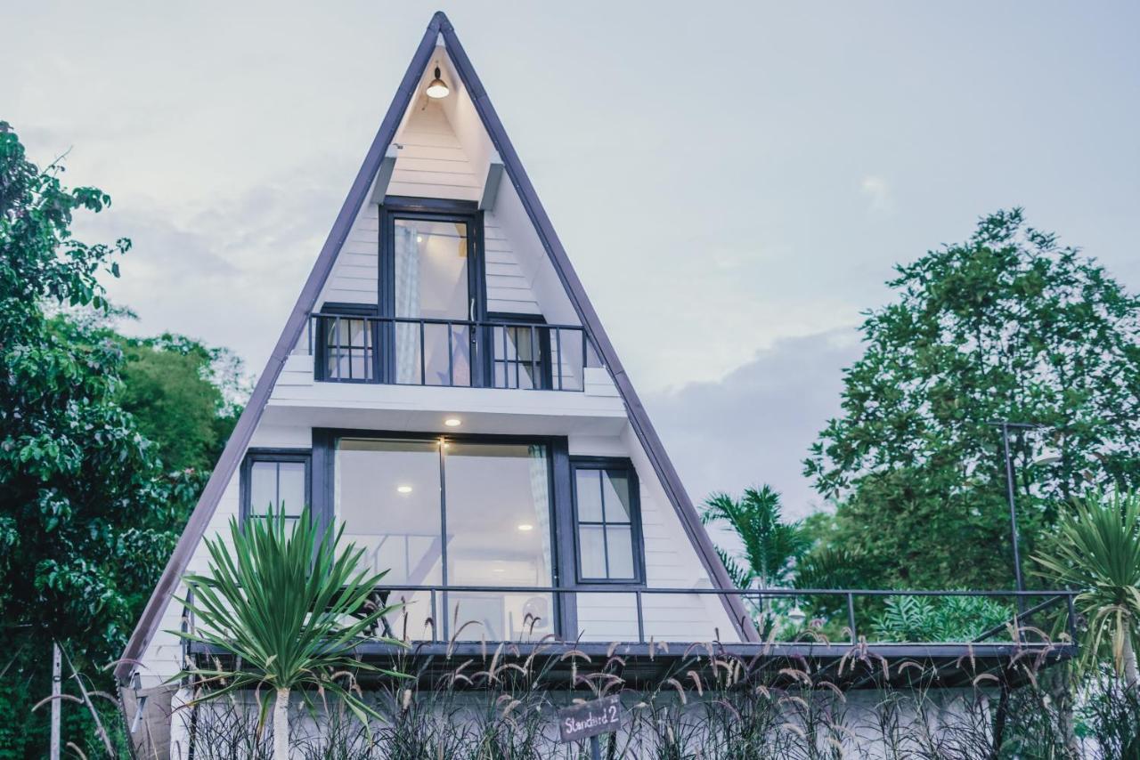 Nang Non Camping Ville นางนอนแค้มป์ปิ้งวิลล์ Mae Sai Exteriér fotografie