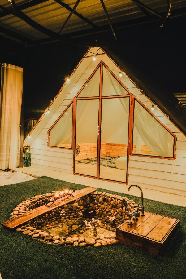 Nang Non Camping Ville นางนอนแค้มป์ปิ้งวิลล์ Mae Sai Exteriér fotografie